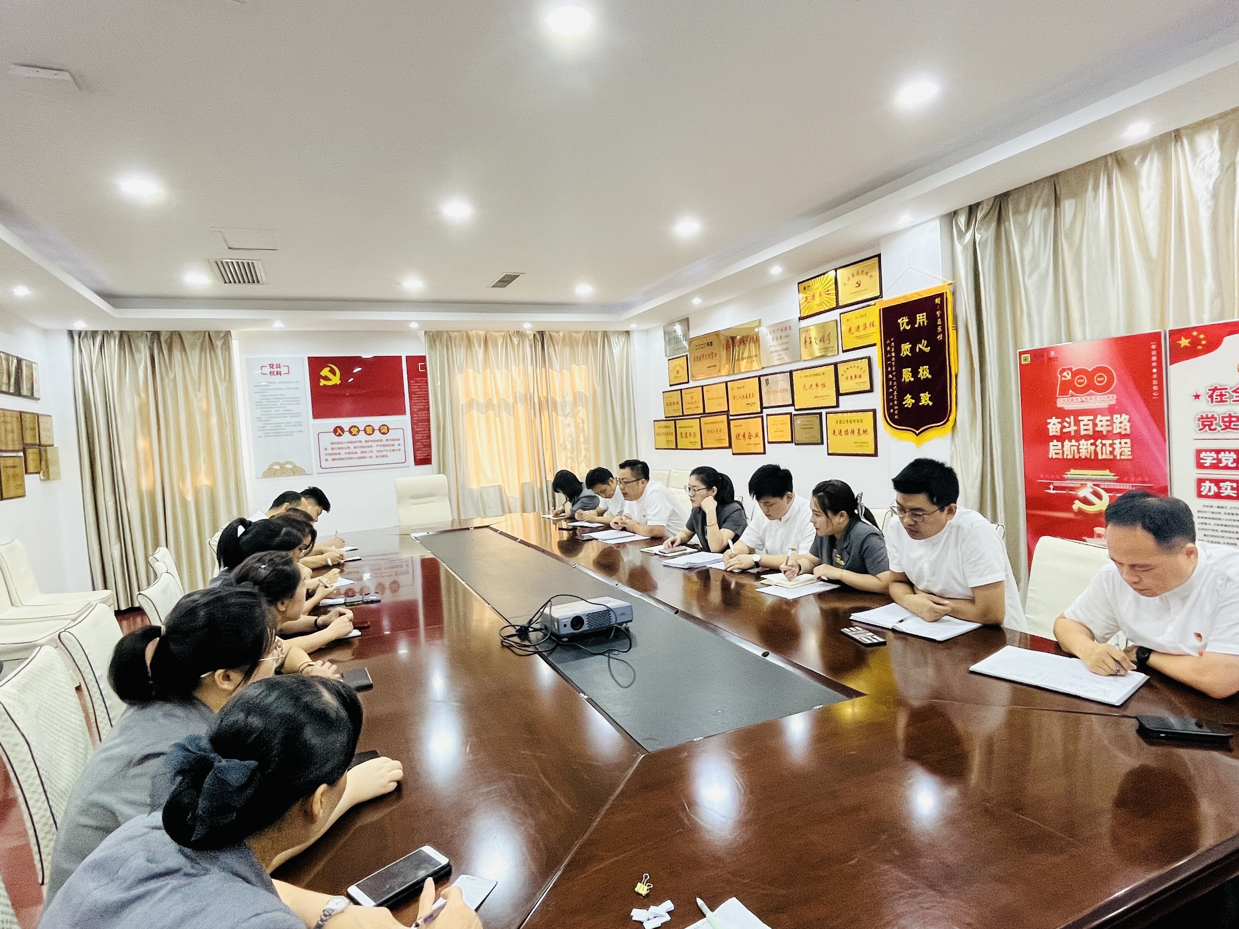 迎创文国检专题工作部署会议-厉炜讲话.jpg