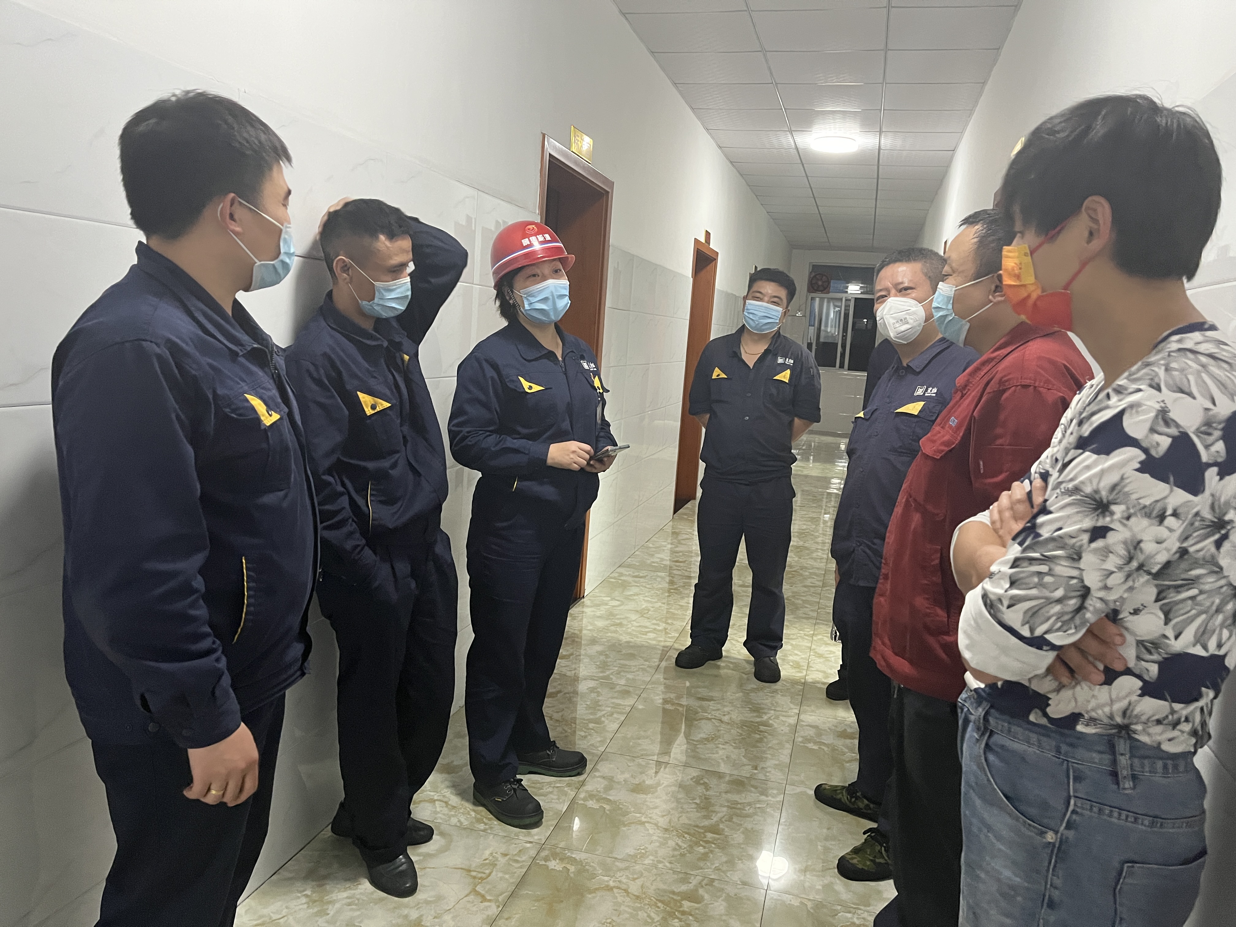 公司领导关怀一线 (2).jpg
