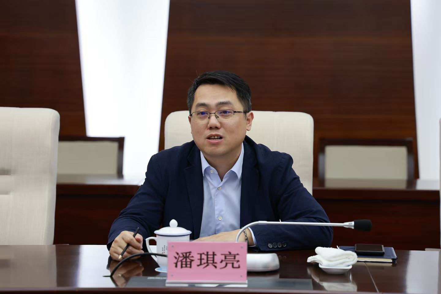 潘琪亮讲话.jpg