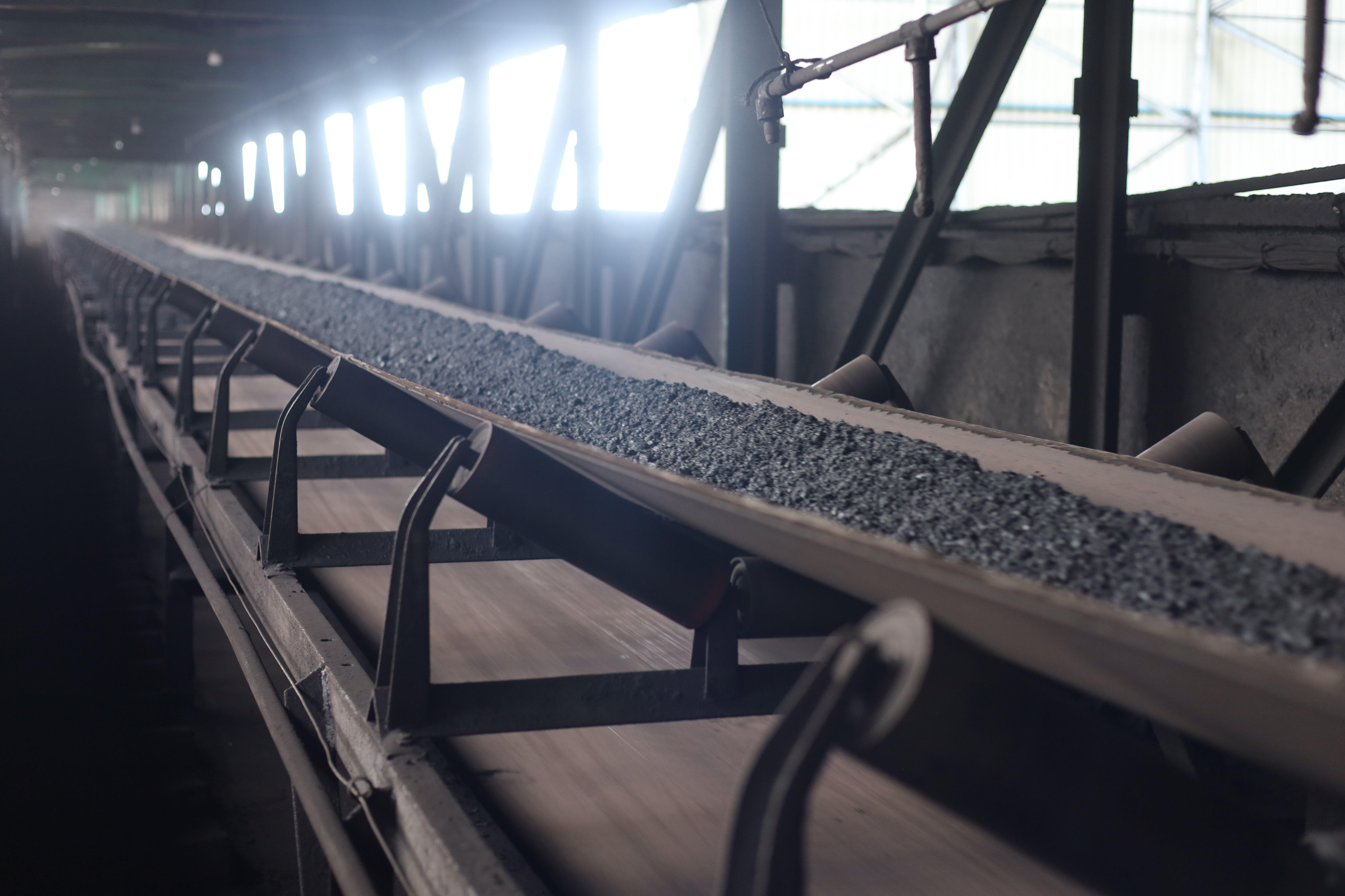 4#皮带运输进厂煤 景焦能源公司沈颖摄.JPG