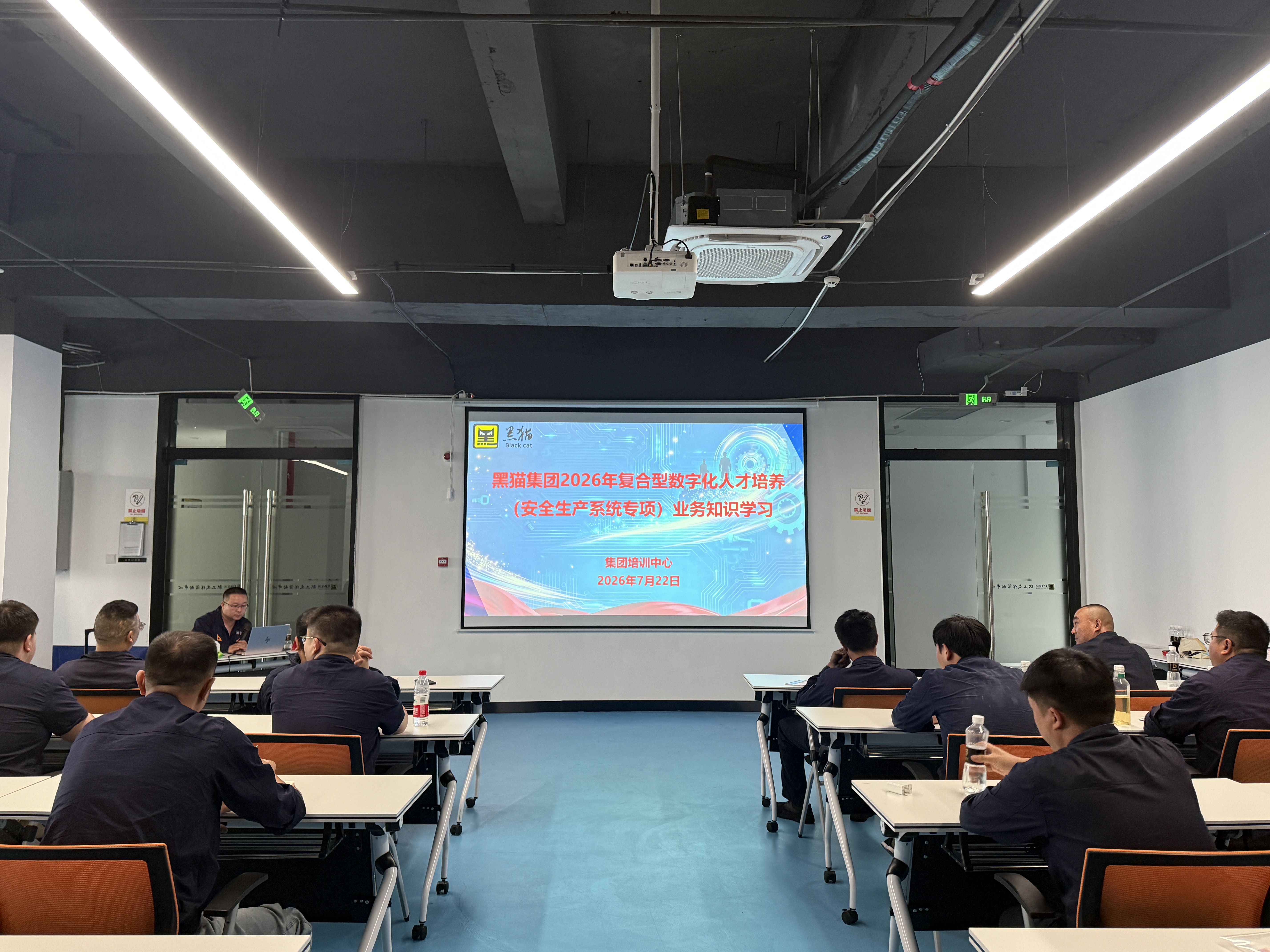 be8d954eea1064adc114bd31868204dd.JPG